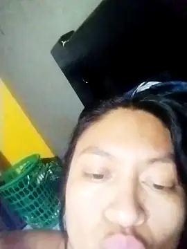 LatinSquirtBaby – live chatrum