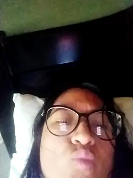 LatinSquirtBaby Live chatroom