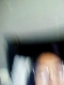 LatinSquirtBaby Cameră chat live