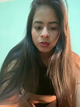 Chat soba uživo modela lucirganaxxx