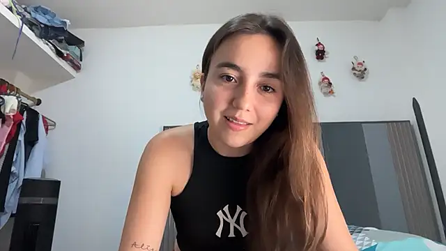 onlythem777's Live Chat Room