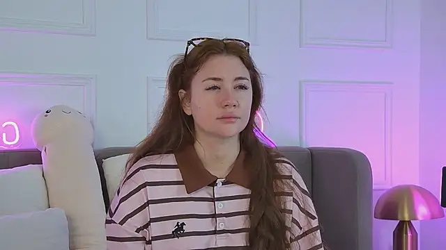 ห้องแชทสดของ MeganStrane