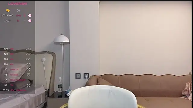 kiki-12 Live Chatraum