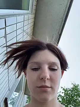 NinaParri 即時聊天室
