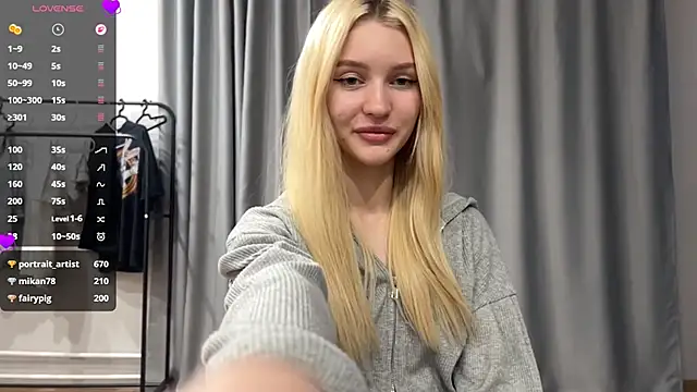 MelissaEvenns' Live Chat Room