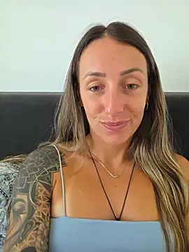 Sala de chat en directo de NicoleKaiser