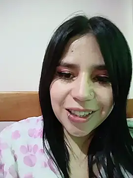 Cata_black's Live Chat Room