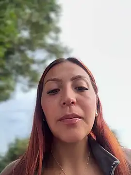 Scarlett_tour's Live Chat Room