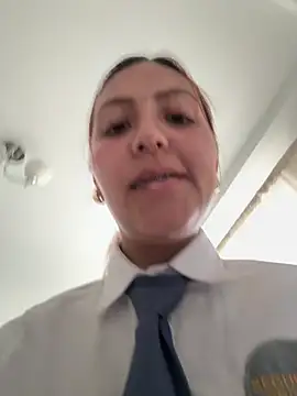 Lux_Scarlett Adlı Modelin Canlı Sohbet Odası