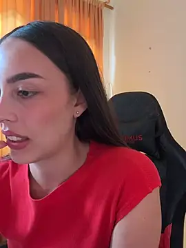 Živá chatovací místnost Laureen___