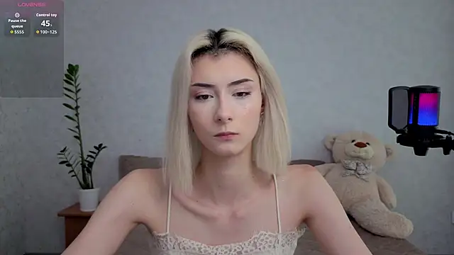 Živá chatovací místnost kittysocutie
