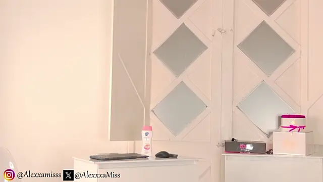 _Miss_alexxxa Live Chatraum