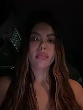lindaandtony's Live Chat Room