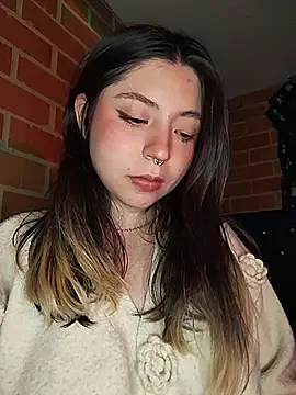 Petite_CherryX – live chatrum
