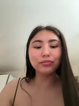 IceIcebabe_ Adlı Modelin Canlı Sohbet Odası