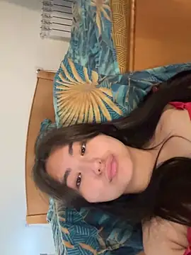 IceIcebabe_ Adlı Modelin Canlı Sohbet Odası