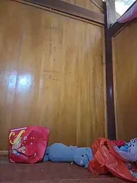 Živá chatovací místnost Reeoo-93