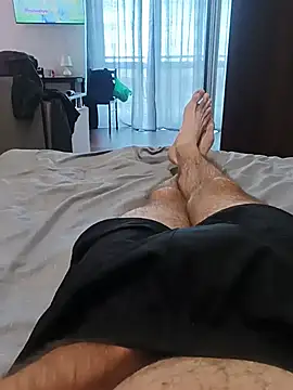 Seks show uživo modela Artyr1515 na kameri