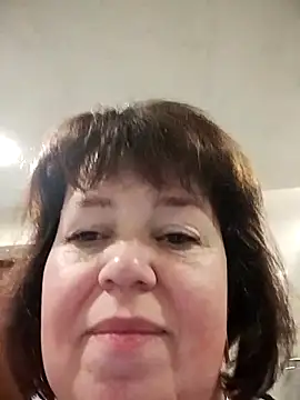 غرفة دردشة ViktoriaToytor55 المباشرة