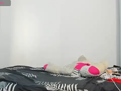 חדר צ'אט בשידור חי של Atenea_19_