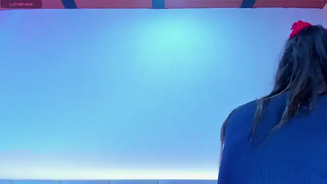 Živá chatovací místnost LiiaaGenner