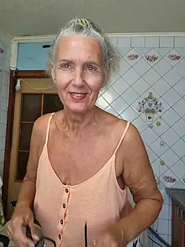 Pokój czatu na żywo – yalukerya