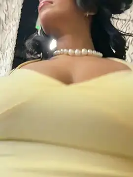 MonserratJons01n Live chat-huone