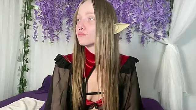 ElfGirlAna Live chatroom