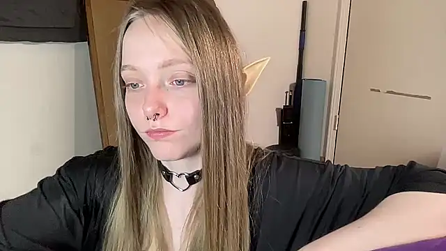 ElfGirlAna 现场聊天室
