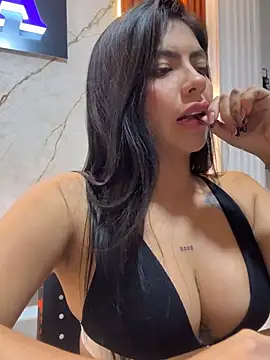 Noa_rousse01n Live chat-huone