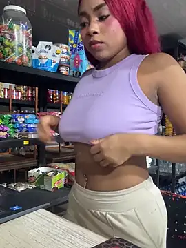 Sala de chat ao vivo de Kloe_rousse01