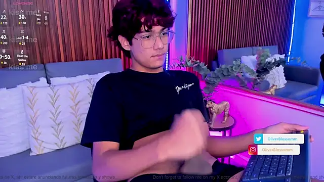 Chat soba uživo modela Oliver20__