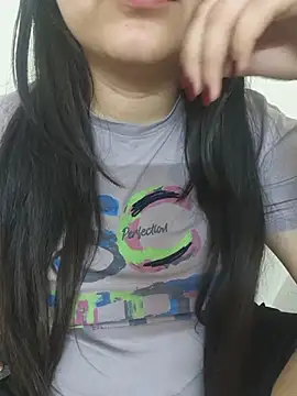 Živá chatovací místnost neelam_rawat