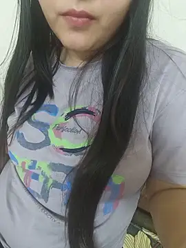 ห้องแชทสดของ neelam_rawat