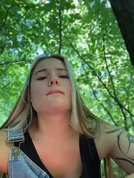 Phòng Chat Trực Tiếp Mrs_Lust