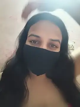 REENA-STRIPn Live chat-huone