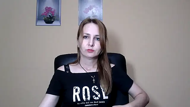 MilenaCharm Live Chatraum