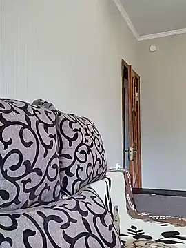 Chat soba uživo modela HelgaDennis