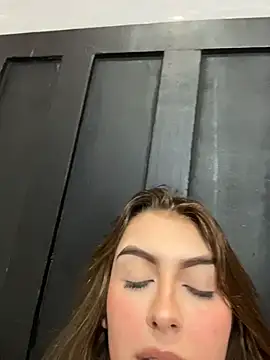 miiabellovic – live chatrum
