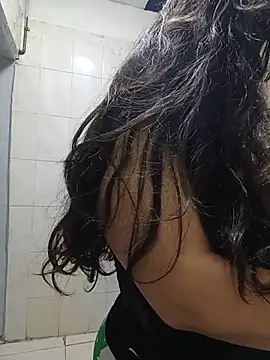 Živá chatovací místnost ROUSSE_SINCLAIR