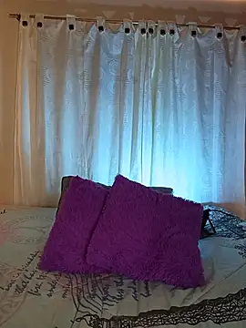 ROUSSE_SINCLAIR чат на живо