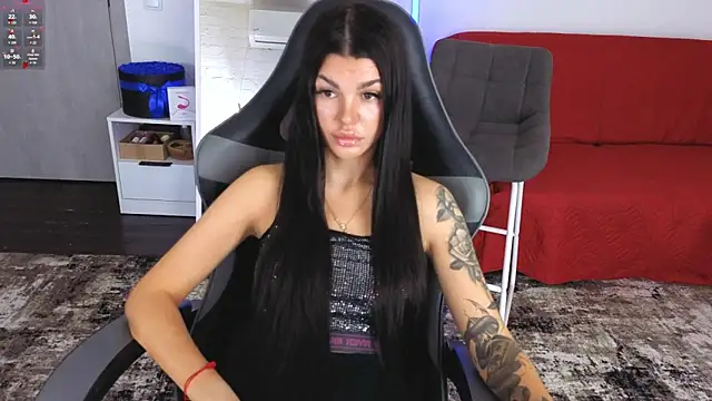 AnacondaOnn Adlı Modelin Canlı Sohbet Odası