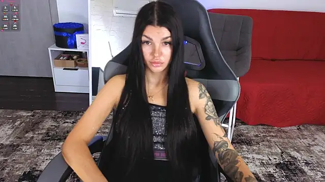 AnacondaOnn Adlı Modelin Canlı Sohbet Odası