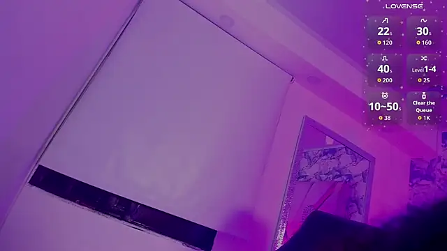 mia_rouxx1 Adlı Modelin Canlı Sohbet Odası