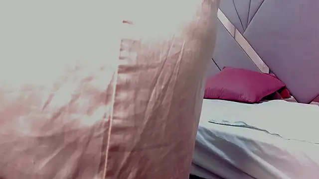 mia_rouxx1n Live chat-huone