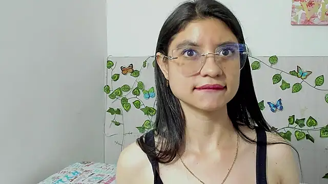 Phòng Chat Trực Tiếp LindaCatalina_