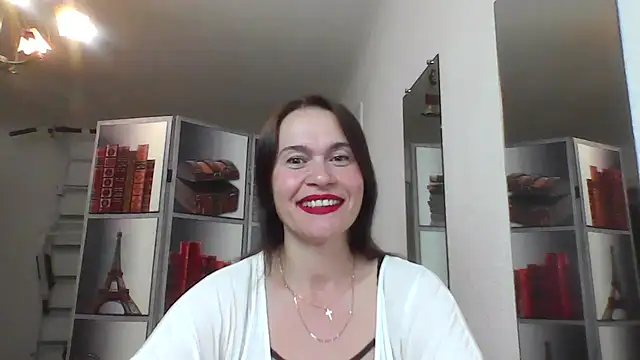Selena_Moo чат на живо