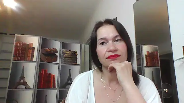 غرفة دردشة Selena_Moo المباشرة