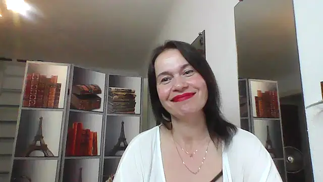 חדר צ'אט בשידור חי של Selena_Moo