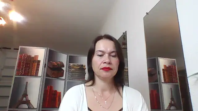 Selena_Moo's Live Chat Room
